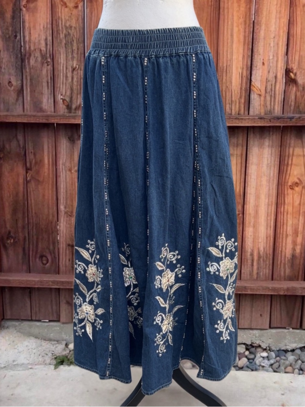 Vintage Embroidered Denim Maxi Skirt
Size M, fits S-M